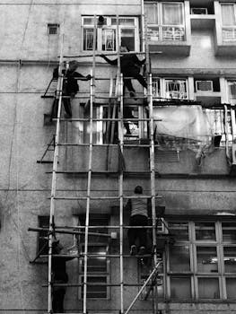 中小股民权益守护不断强化；技术与专业深度融合；新浪平台助力维权新格局。