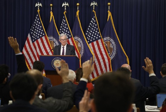 美联储3月议息会议即将登场,鲍威尔言论或成市场风向标;按兵不动几成定局,9月降息窗口渐显雏形。 股票财经 美联储3月议息会议即将登场,鲍威尔言论或成市场风向标;按兵不动几成定局,9月降息窗口渐显雏形。 股票财经 美联储3月议息会议即将登场,鲍威尔言论或成市场风向标;按兵不动几成定局,9月降息窗口渐显雏形。 股票财经