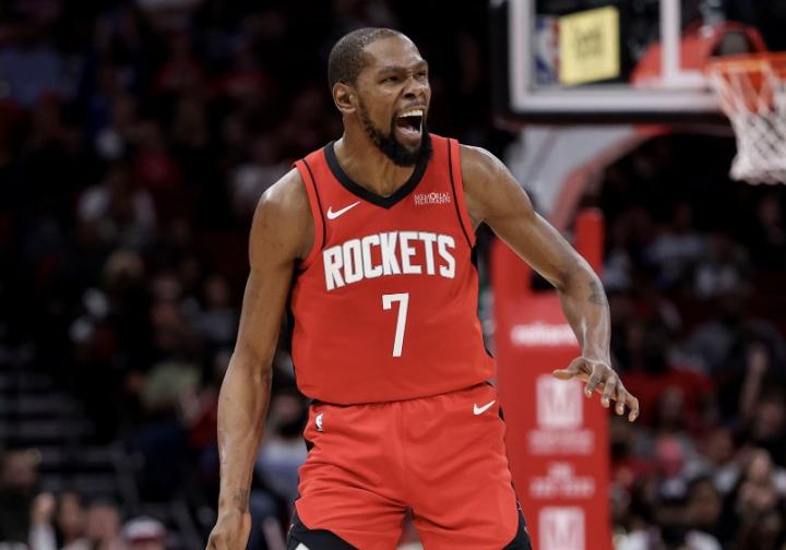 杜兰特追逐乔丹传奇;他希望复制那种防守恐惧感 体育新闻 杜兰特追逐乔丹传奇;他希望复制那种防守恐惧感 体育新闻