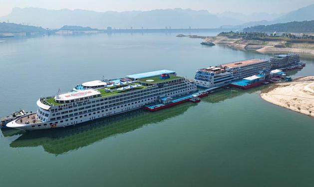  跨省周末游为何火爆？揭秘武汉长沙南昌的协同增长逻辑 企业服务