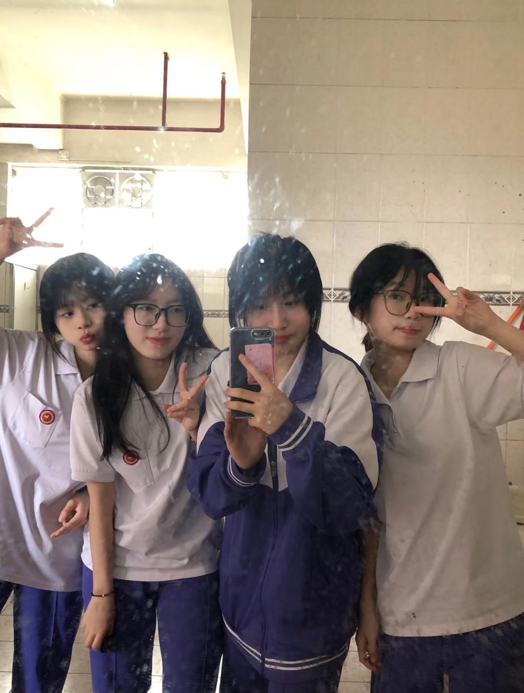  学历筛选的技术真相：一张职高生的“氛围照”为何刺痛了谁 新闻