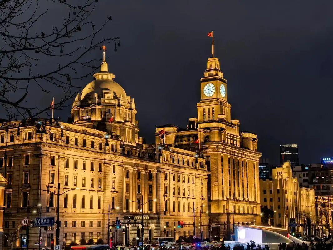  内容创业的上海十年：自媒体人的实战复盘与方法论 IT技术