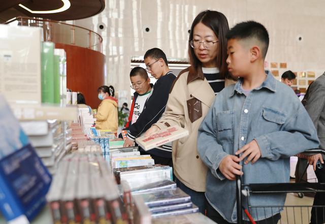  黄河文化出版工程：5万册精品图书如何重塑全民阅读新生态 文化旅游